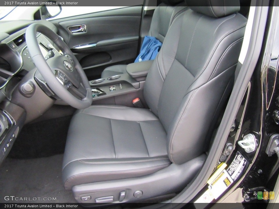 Black Interior Photo for the 2017 Toyota Avalon Limited #117286853