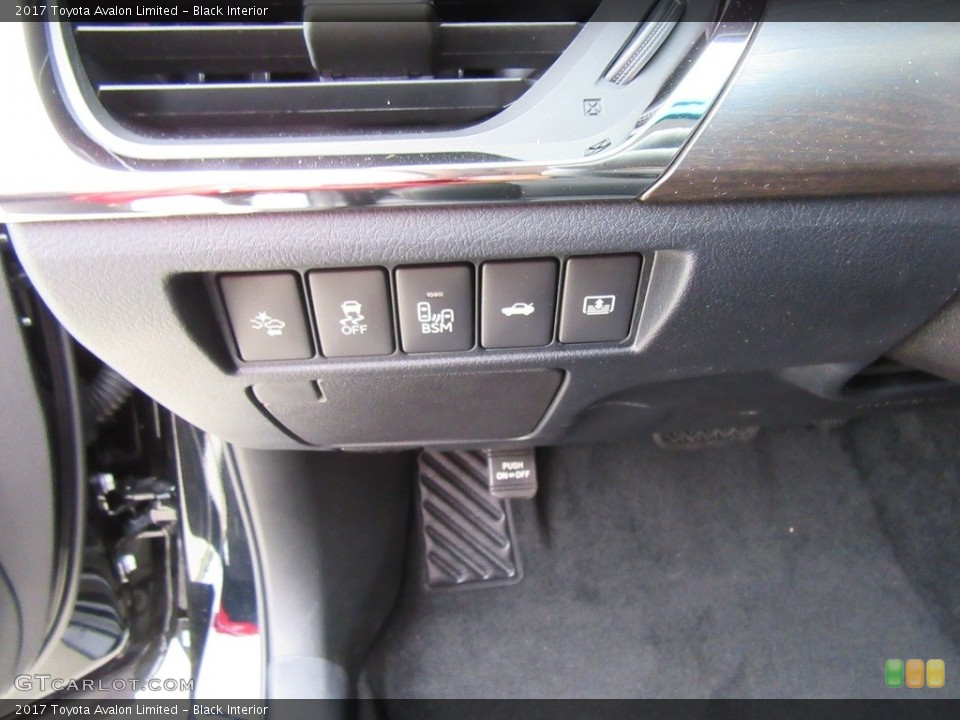 Black Interior Controls for the 2017 Toyota Avalon Limited #117287008