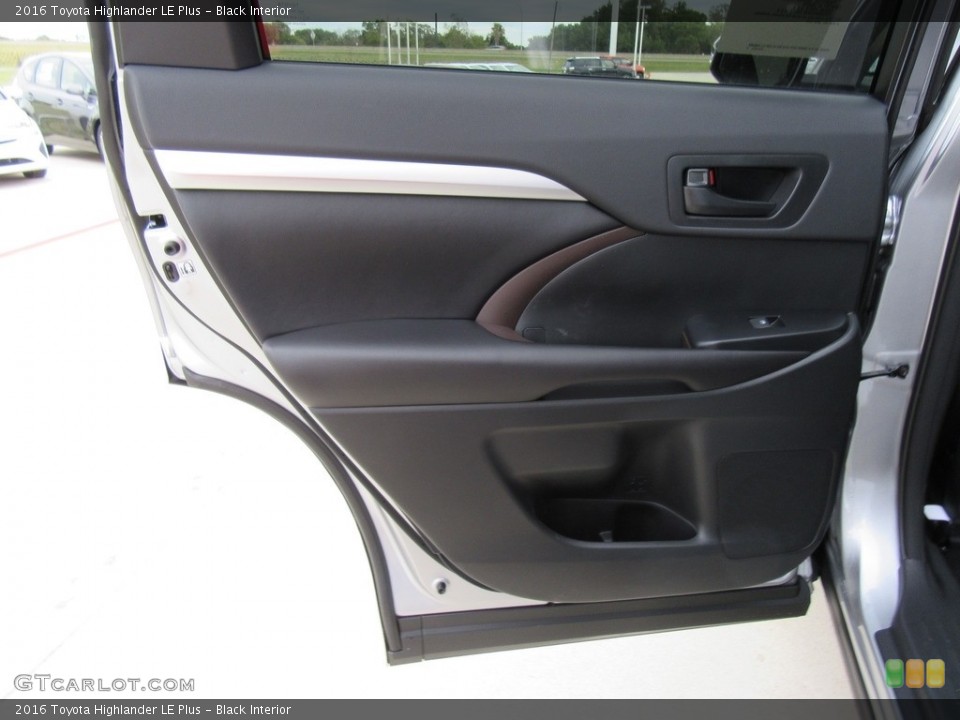 Black Interior Door Panel for the 2016 Toyota Highlander LE Plus #117288907