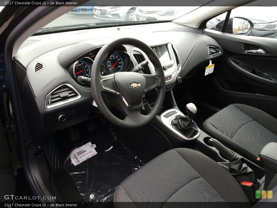 Jet Black Interior Photo for the 2017 Chevrolet Cruze LS #117297153