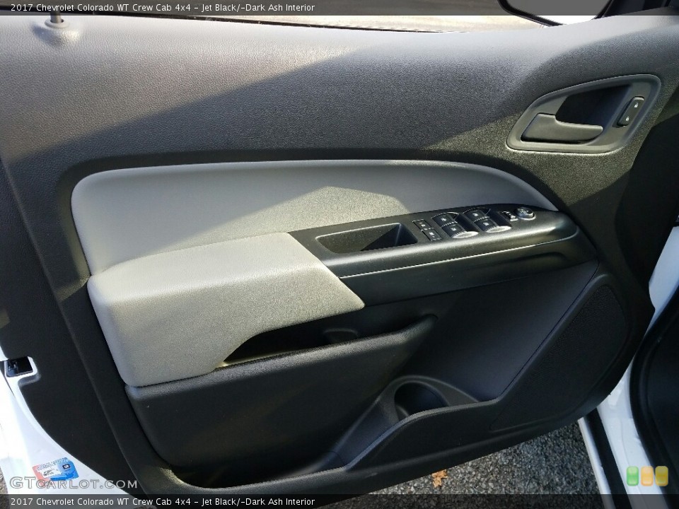 Jet Black/­Dark Ash Interior Door Panel for the 2017 Chevrolet Colorado WT Crew Cab 4x4 #117308040