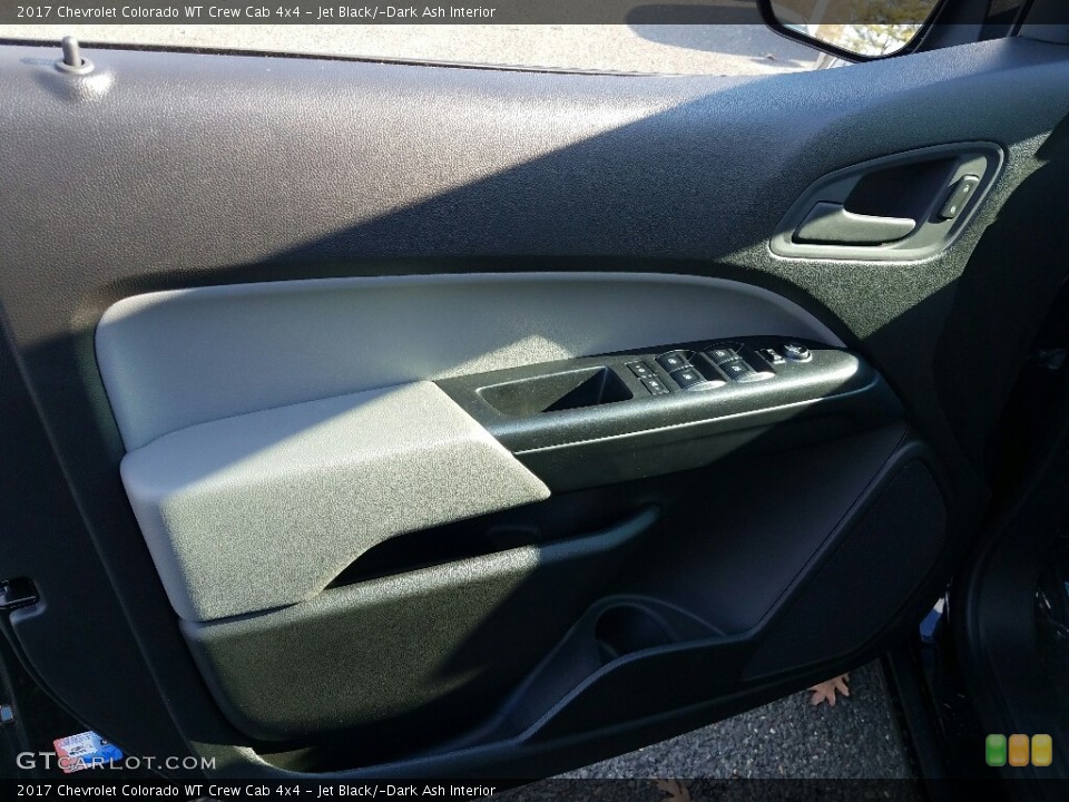 Jet Black/­Dark Ash Interior Door Panel for the 2017 Chevrolet Colorado WT Crew Cab 4x4 #117308334