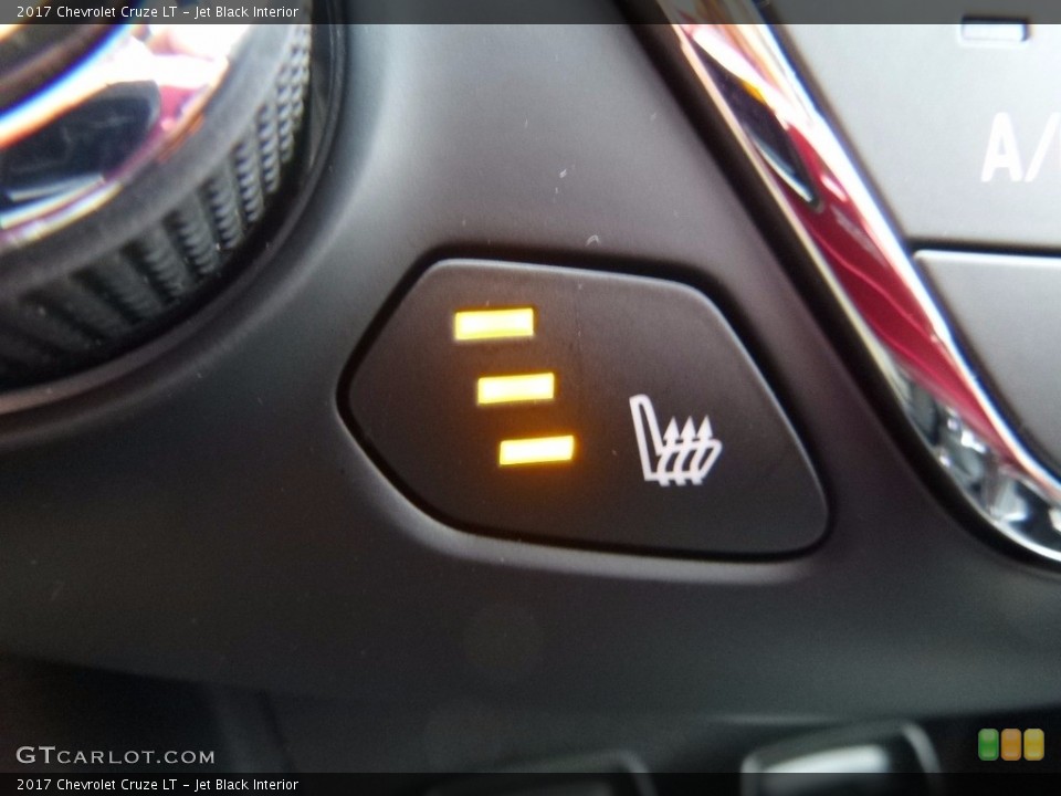 Jet Black Interior Controls for the 2017 Chevrolet Cruze LT #117325381