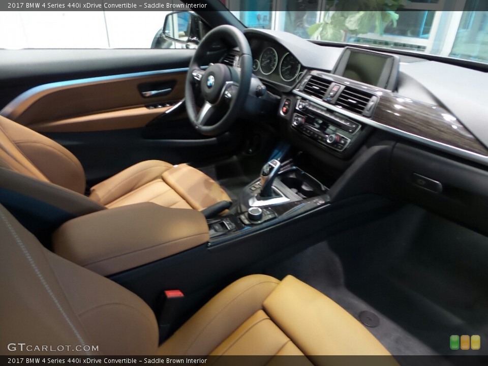 Saddle Brown Interior Photo for the 2017 BMW 4 Series 440i xDrive Convertible #117335974