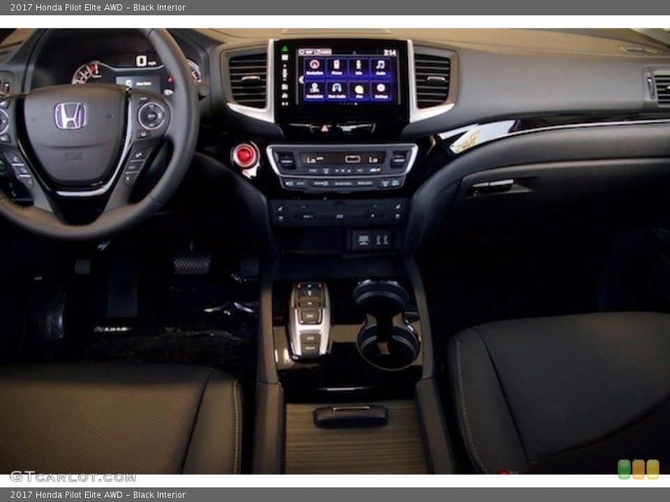 Black Interior Dashboard for the 2017 Honda Pilot Elite AWD #117358715