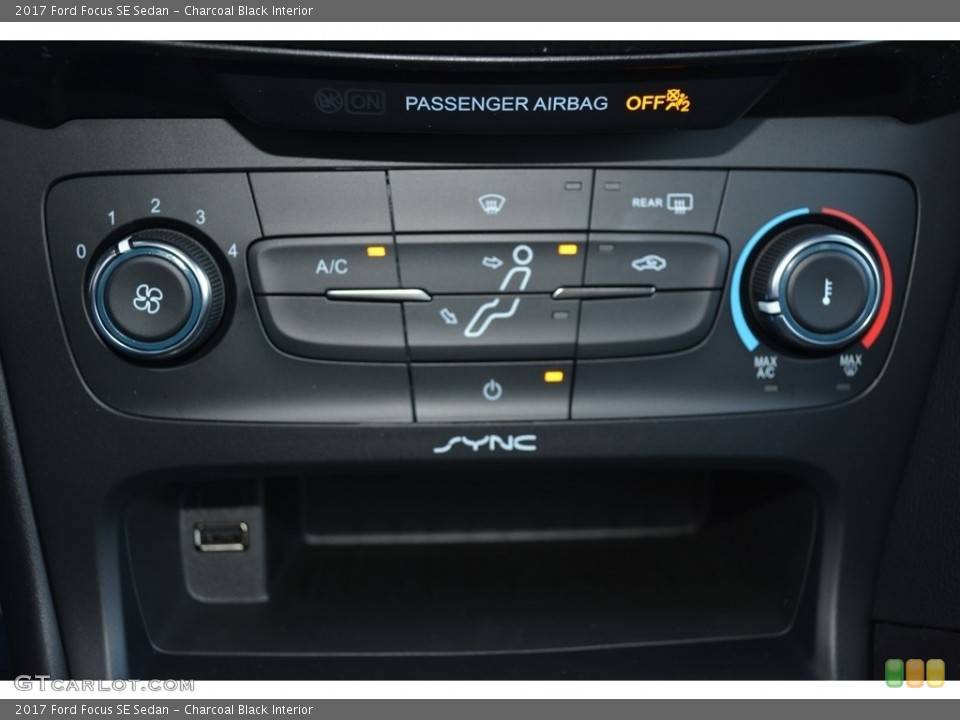 Charcoal Black Interior Controls for the 2017 Ford Focus SE Sedan #117368602
