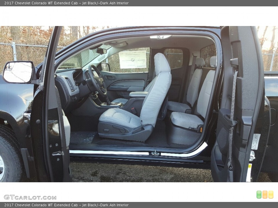 Jet Black/­Dark Ash Interior Photo for the 2017 Chevrolet Colorado WT Extended Cab #117370475