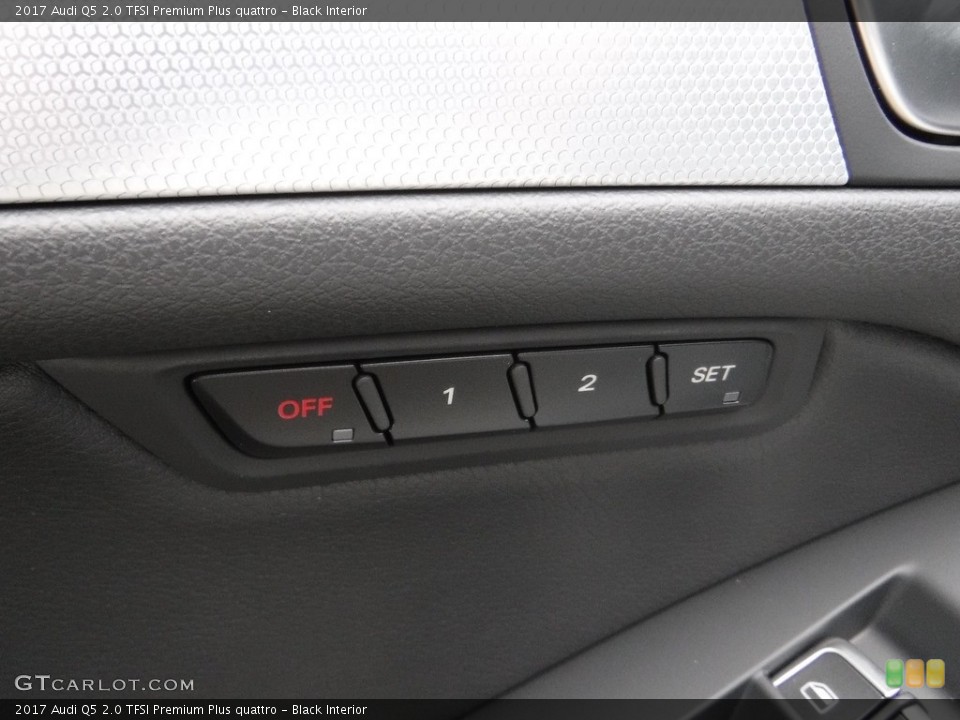 Black Interior Controls for the 2017 Audi Q5 2.0 TFSI Premium Plus quattro #117488660