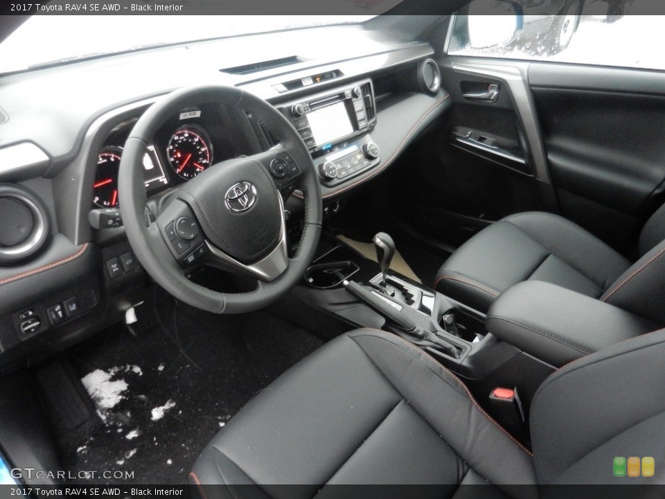 Black Interior Photo for the 2017 Toyota RAV4 SE AWD #117512053