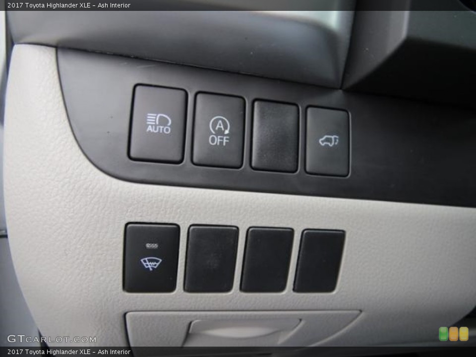 Ash Interior Controls for the 2017 Toyota Highlander XLE #117543248