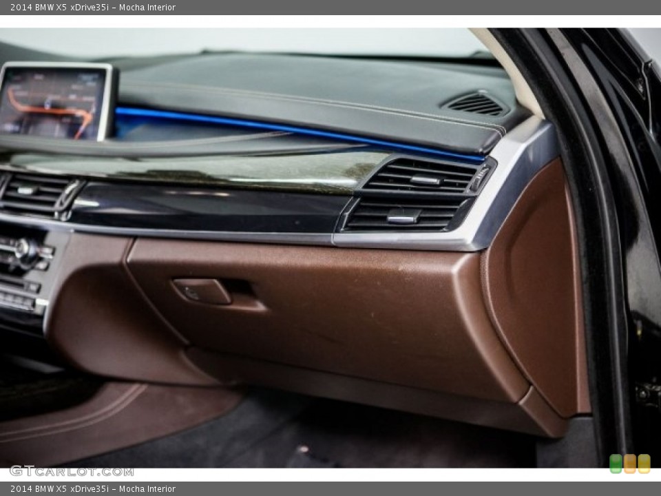 Mocha Interior Dashboard for the 2014 BMW X5 xDrive35i #117608355