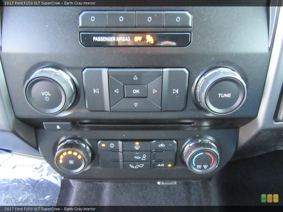 Earth Gray Interior Controls for the 2017 Ford F150 XLT SuperCrew #117656355