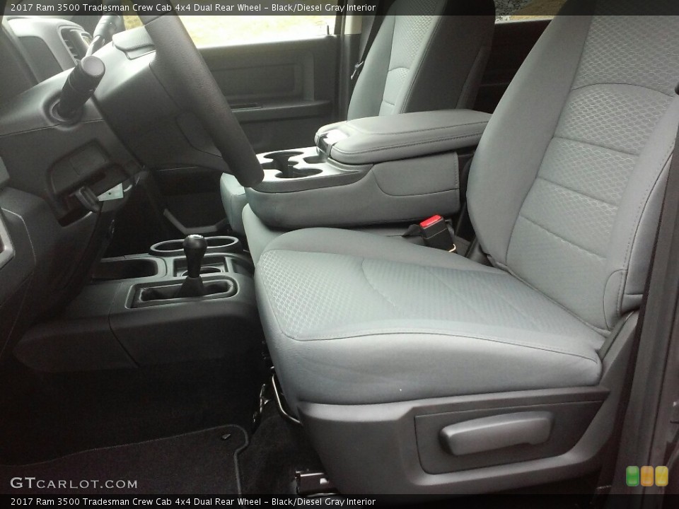 Black/Diesel Gray Interior Photo for the 2017 Ram 3500 Tradesman Crew Cab 4x4 Dual Rear Wheel #117664269