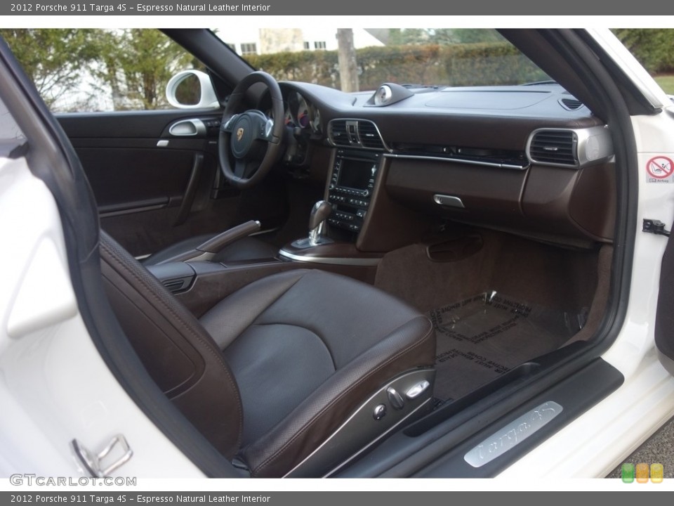 Espresso Natural Leather Interior Dashboard for the 2012 Porsche 911 Targa 4S #117745781