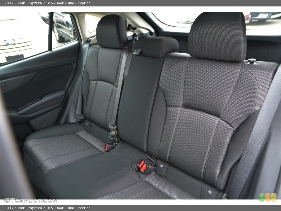 Black Interior Rear Seat for the 2017 Subaru Impreza 2.0i 5-Door #117796948