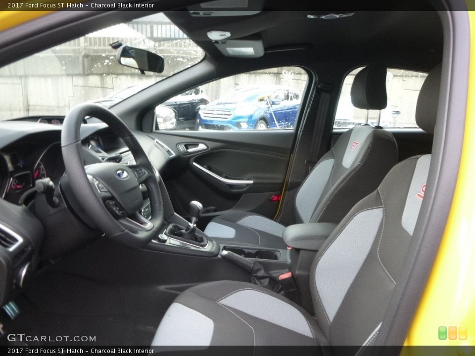 Charcoal Black Interior Photo for the 2017 Ford Focus ST Hatch #117854950