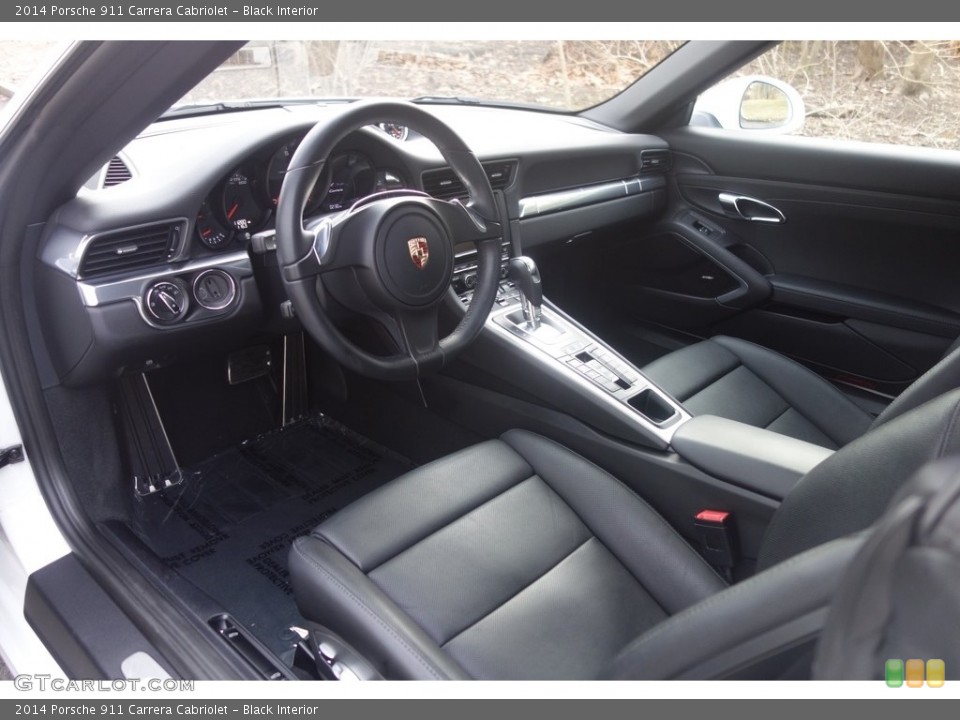 Black Interior Photo for the 2014 Porsche 911 Carrera Cabriolet #117863019