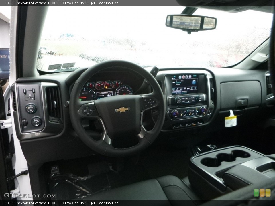 Jet Black Interior Dashboard for the 2017 Chevrolet Silverado 1500 LT Crew Cab 4x4 #117892275