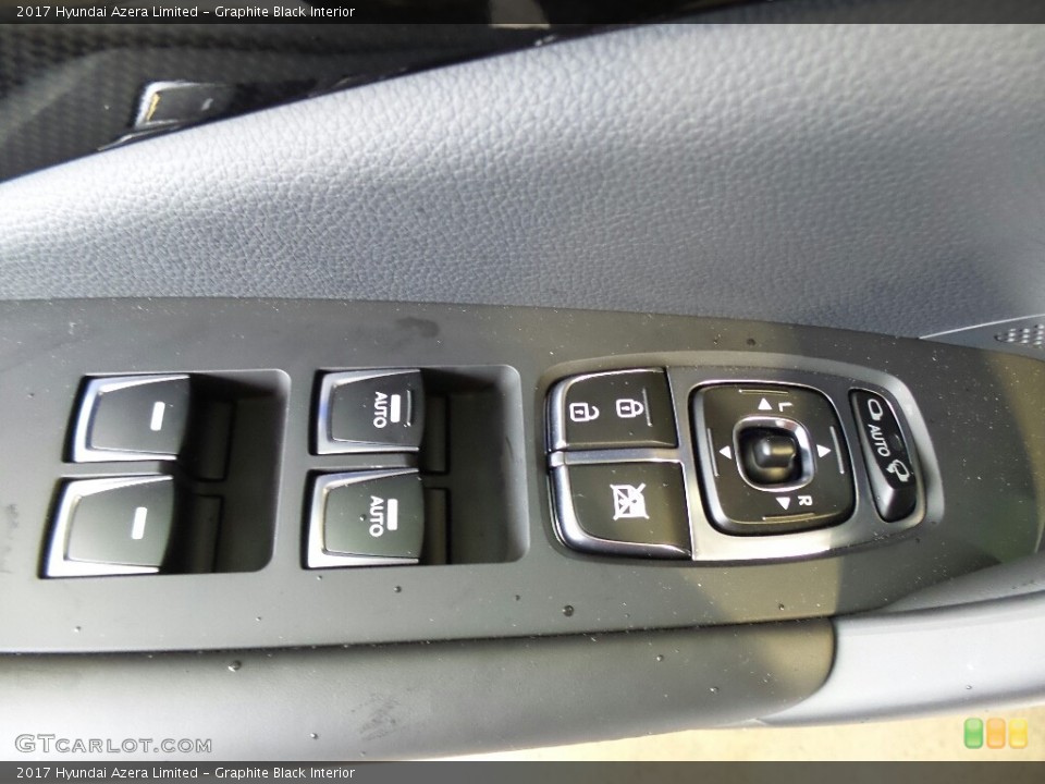 Graphite Black Interior Controls for the 2017 Hyundai Azera Limited #117908565