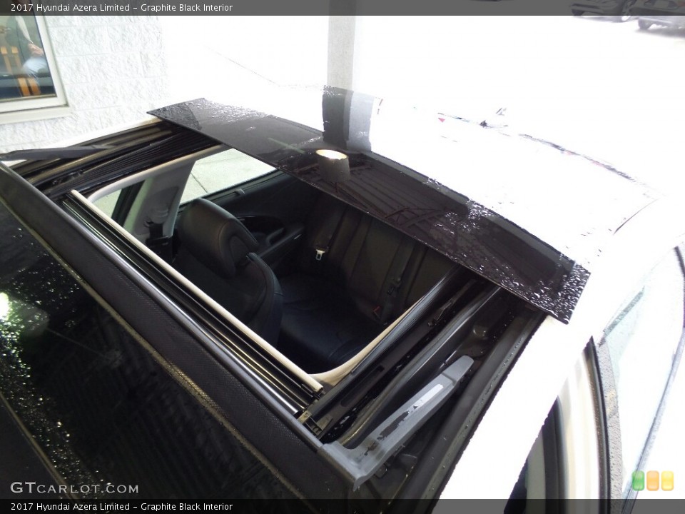 Graphite Black Interior Sunroof for the 2017 Hyundai Azera Limited #117909018