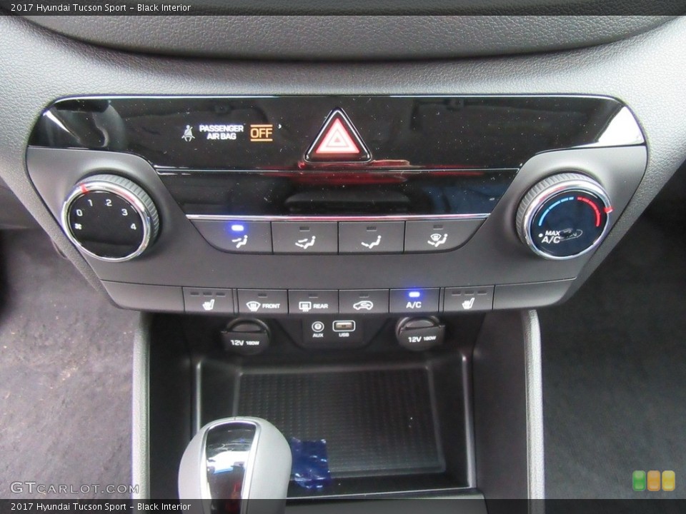 Black Interior Controls for the 2017 Hyundai Tucson Sport #117922432