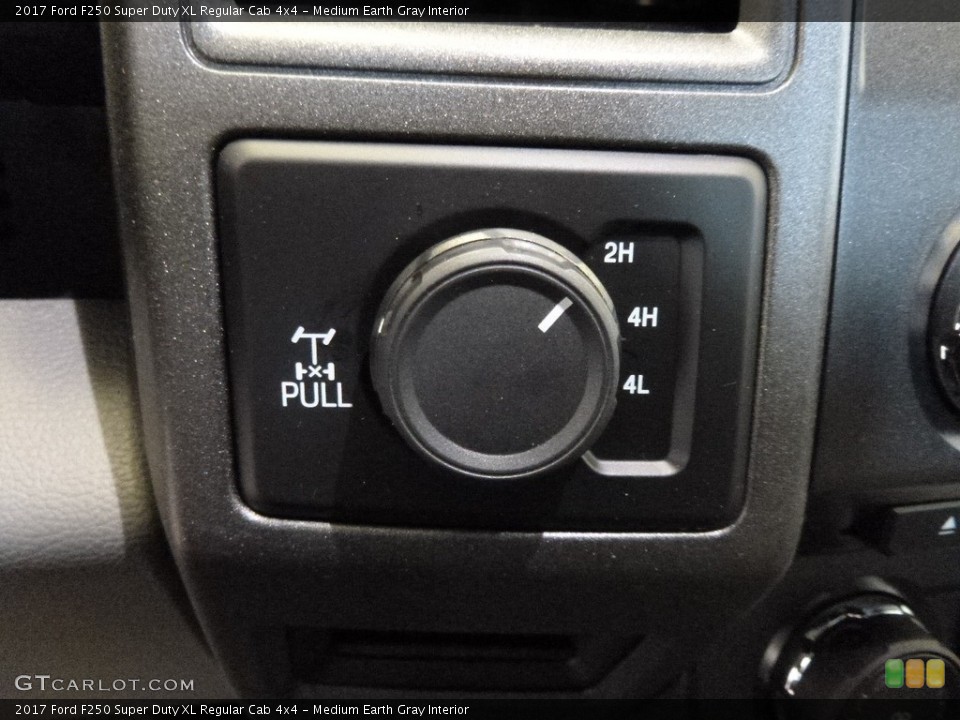 Medium Earth Gray Interior Controls for the 2017 Ford F250 Super Duty XL Regular Cab 4x4 #117948578