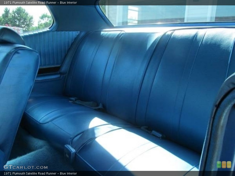 Blue 1971 Plymouth Satellite Interiors