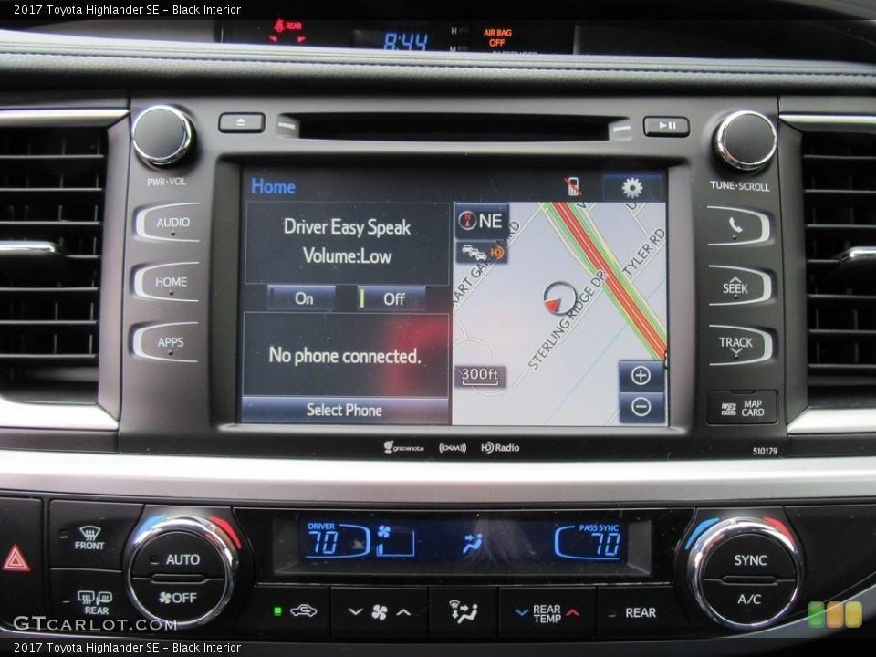 Black Interior Controls for the 2017 Toyota Highlander SE #118004041