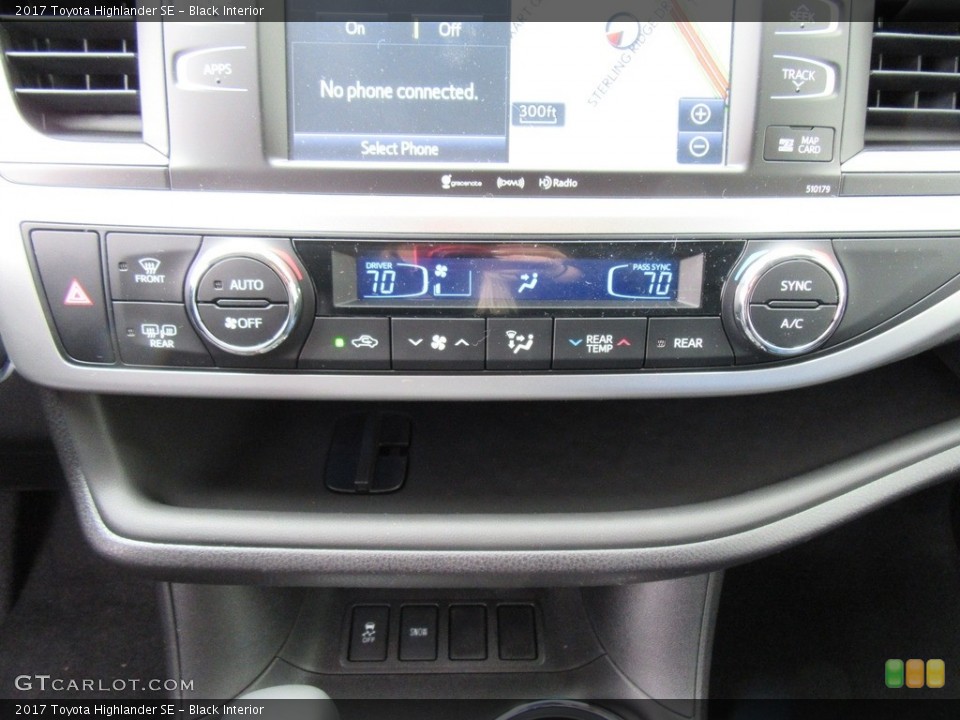 Black Interior Controls for the 2017 Toyota Highlander SE #118004056