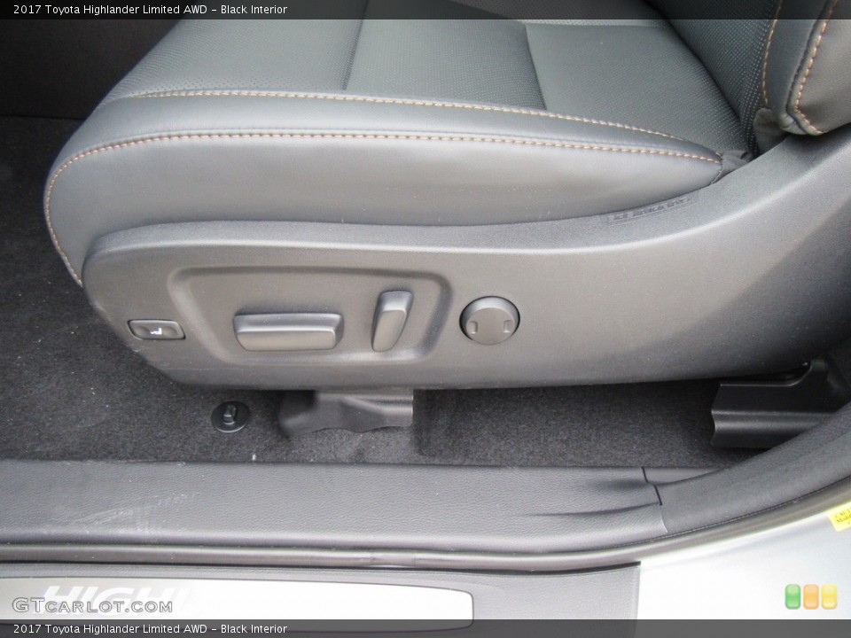 Black Interior Front Seat for the 2017 Toyota Highlander Limited AWD #118004611