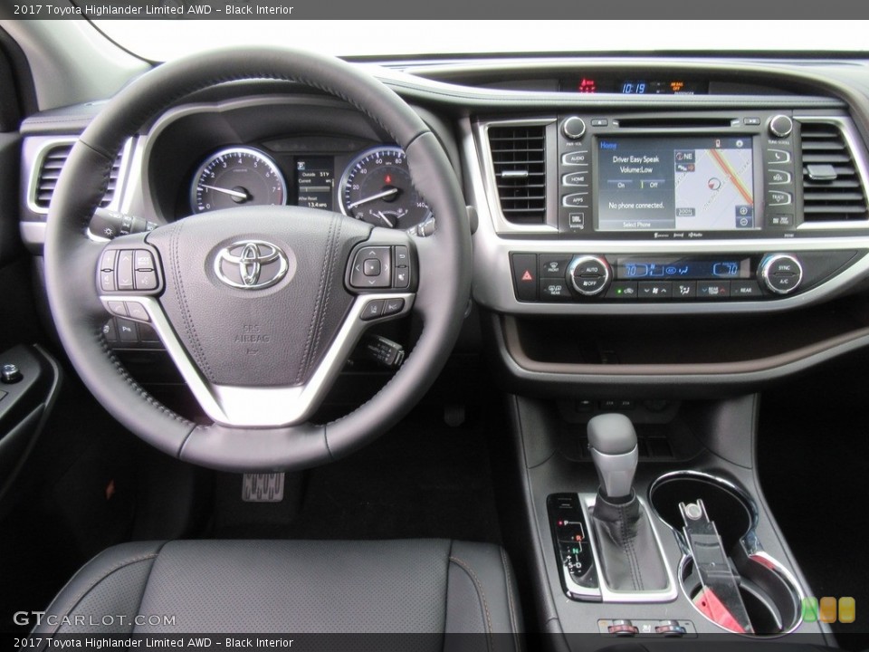 Black Interior Dashboard for the 2017 Toyota Highlander Limited AWD #118004623