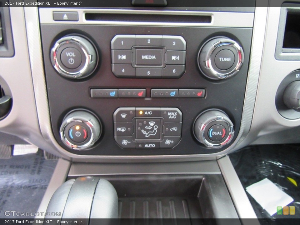 Ebony Interior Controls for the 2017 Ford Expedition XLT #118015065