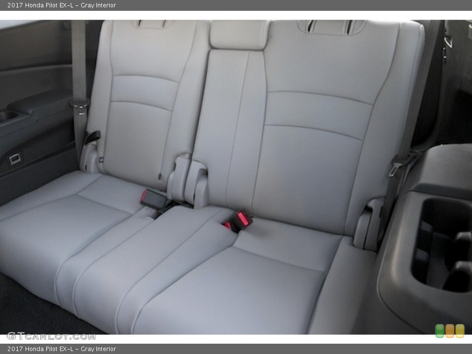 Gray Interior Rear Seat for the 2017 Honda Pilot EX-L #118039023
