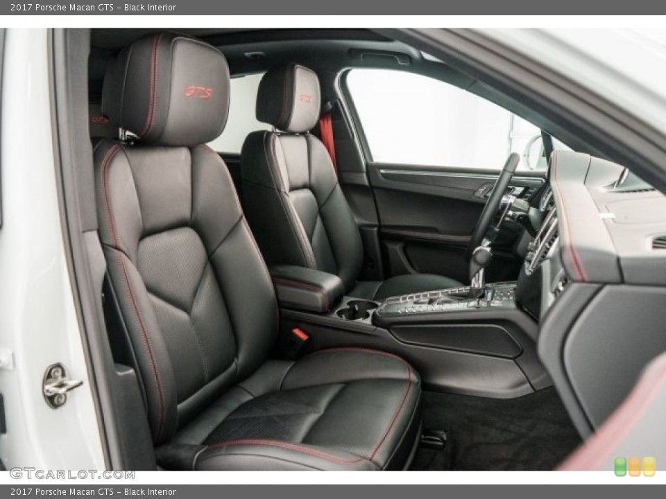 Black Interior Front Seat for the 2017 Porsche Macan GTS #118132025