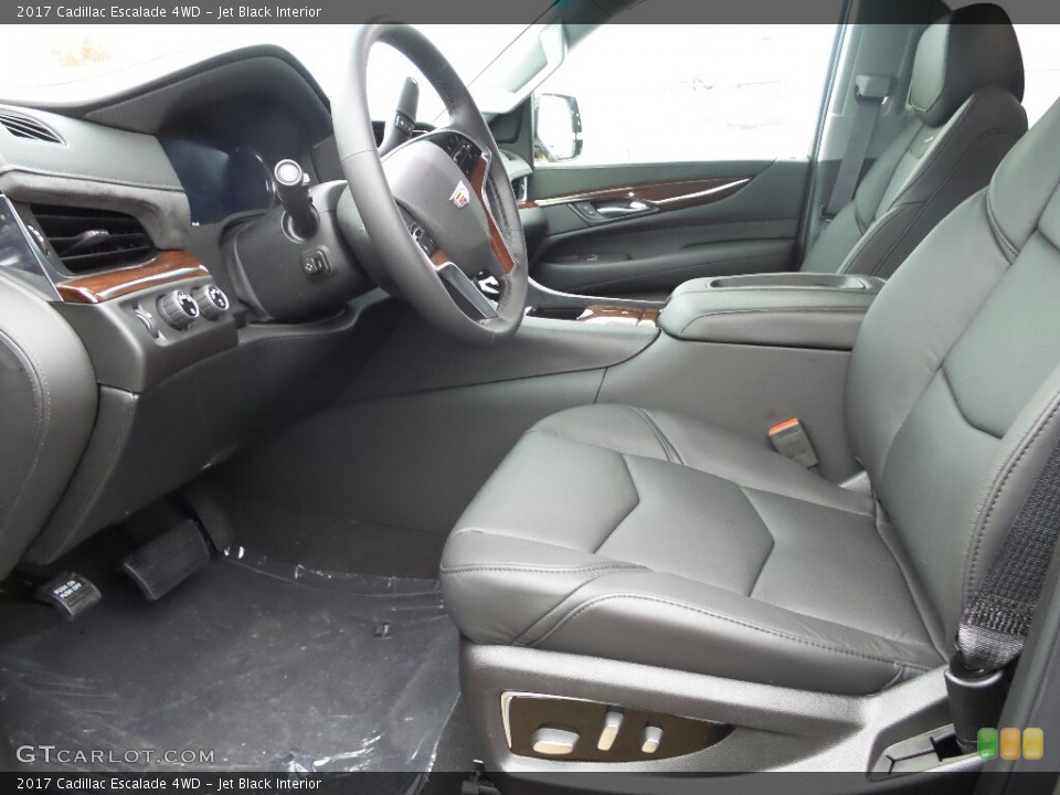 Jet Black Interior Photo for the 2017 Cadillac Escalade 4WD #118147218