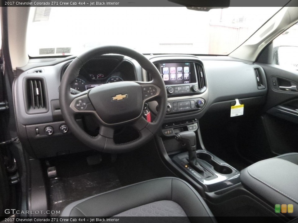 Jet Black 2017 Chevrolet Colorado Interiors