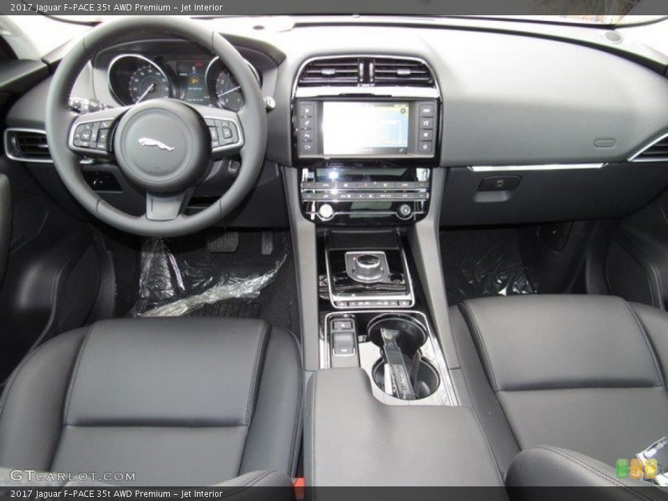 Jet Interior Dashboard for the 2017 Jaguar F-PACE 35t AWD Premium #118162910