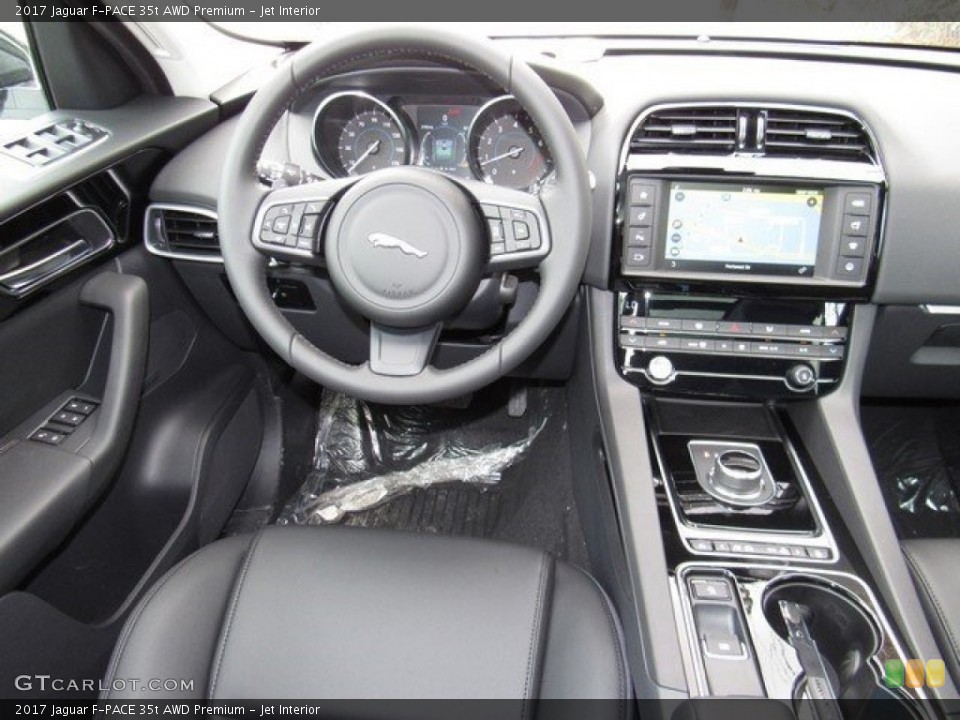 Jet Interior Dashboard for the 2017 Jaguar F-PACE 35t AWD Premium #118163091