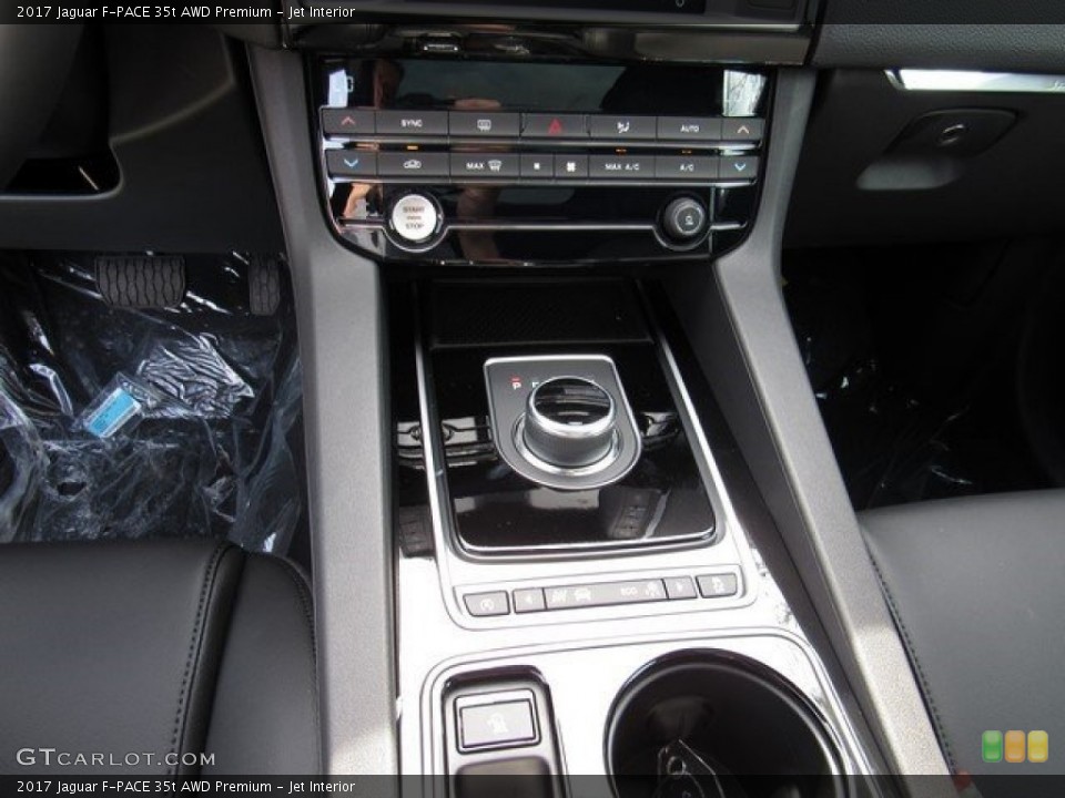 Jet Interior Transmission for the 2017 Jaguar F-PACE 35t AWD Premium #118164588
