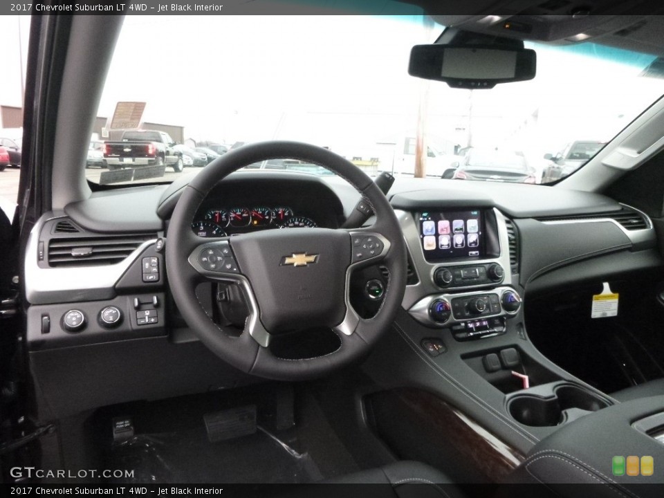 Jet Black Interior Photo for the 2017 Chevrolet Suburban LT 4WD #118187480
