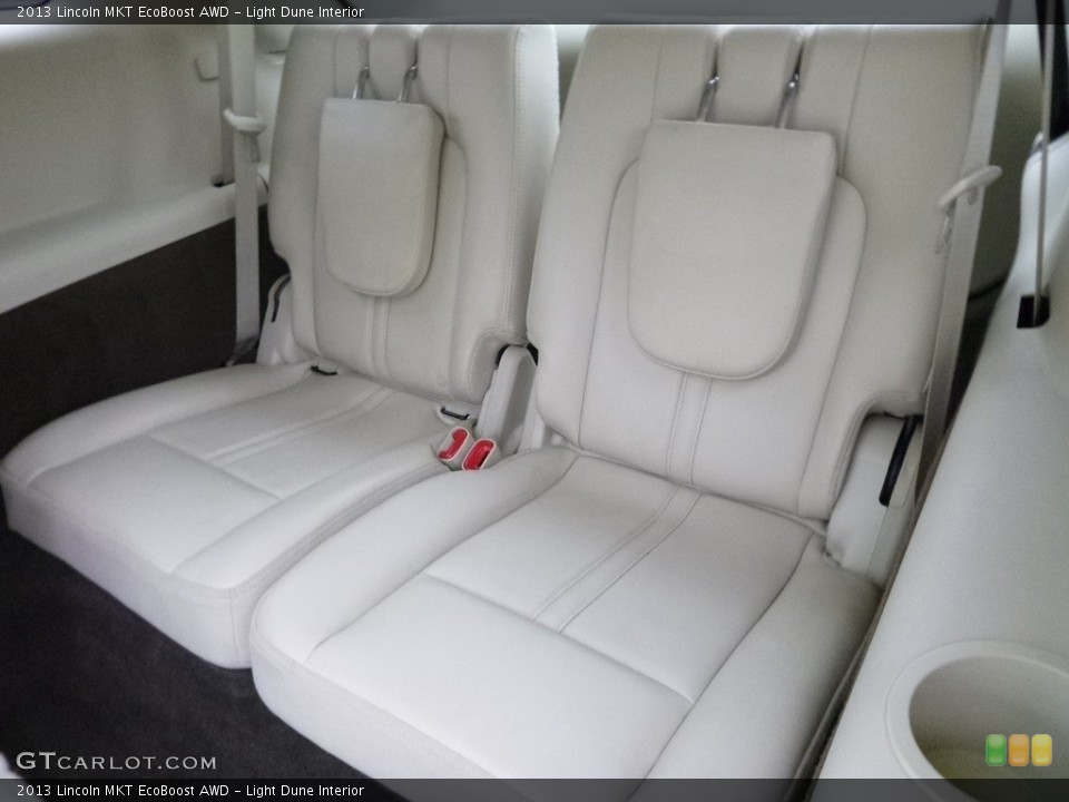 Light Dune 2013 Lincoln MKT Interiors