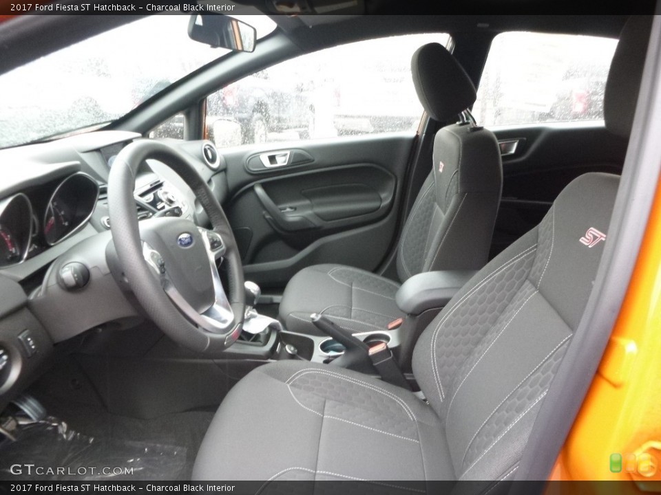 Charcoal Black Interior Photo for the 2017 Ford Fiesta ST Hatchback #118229732