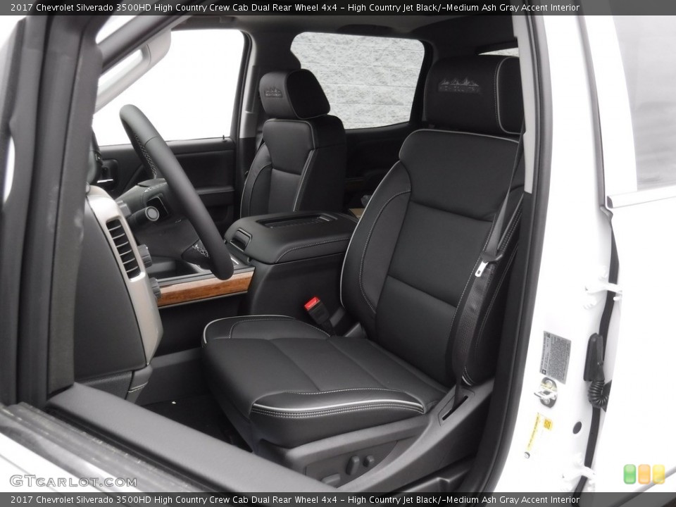 High Country Jet Black/­Medium Ash Gray Accent 2017 Chevrolet Silverado 3500HD Interiors