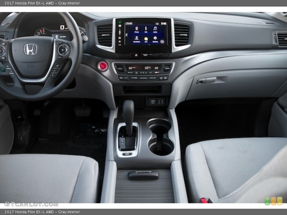 Gray Interior Photo for the 2017 Honda Pilot EX-L AWD #118249209