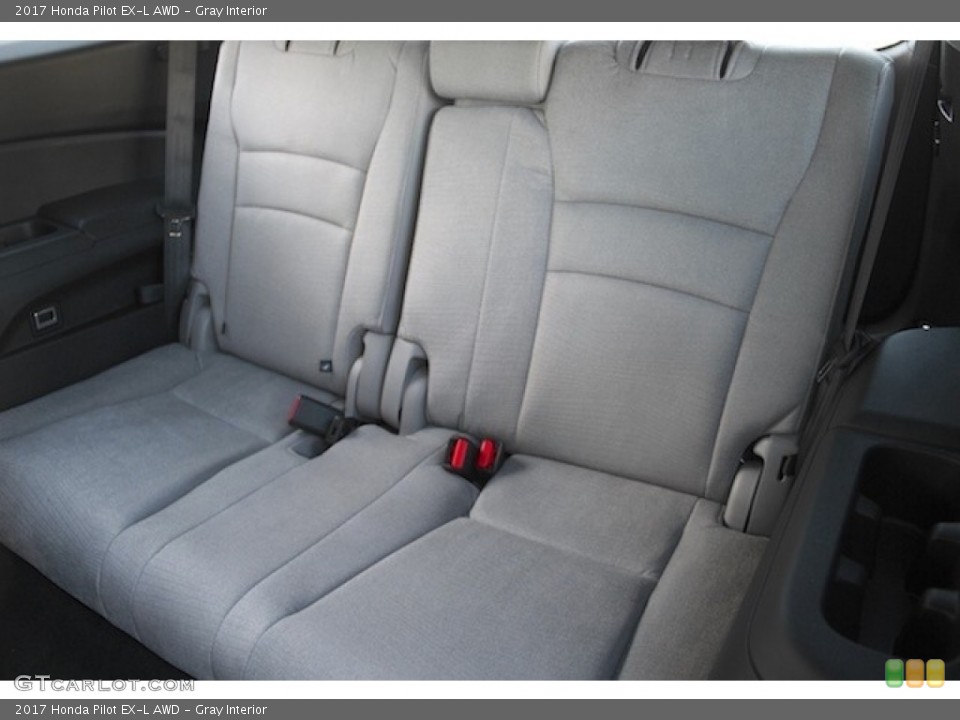 Gray Interior Rear Seat for the 2017 Honda Pilot EX-L AWD #118249227