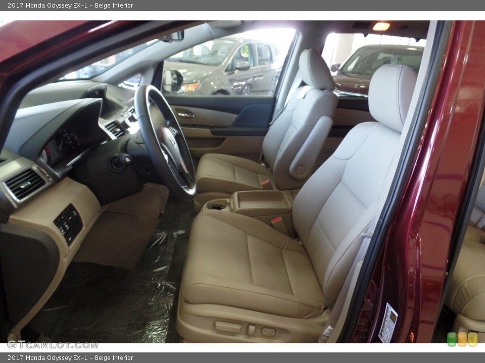 Beige Interior Photo for the 2017 Honda Odyssey EX-L #118252728