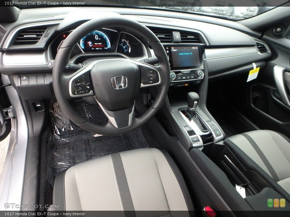 Ivory Interior Photo for the 2017 Honda Civic EX-T Coupe #118292322