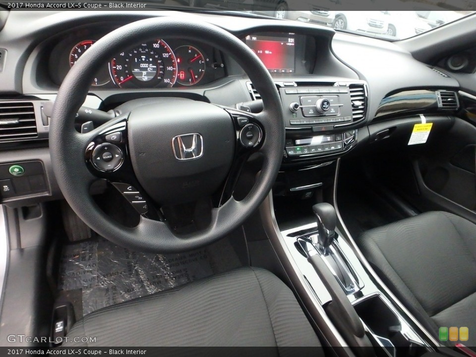 Black Interior Photo for the 2017 Honda Accord LX-S Coupe #118317824