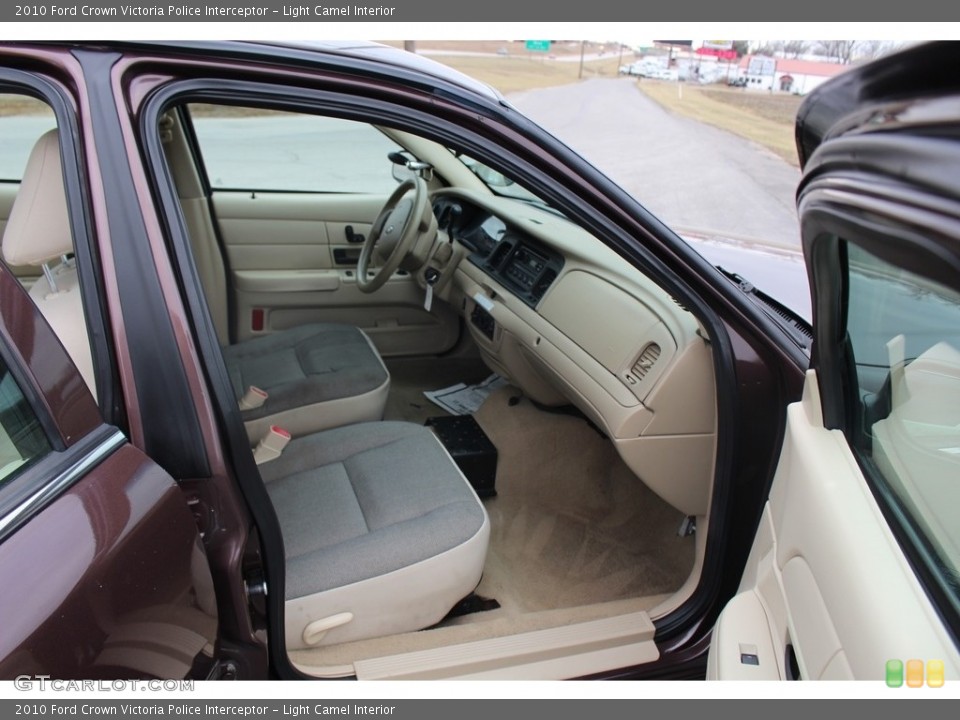 Light Camel 2010 Ford Crown Victoria Interiors