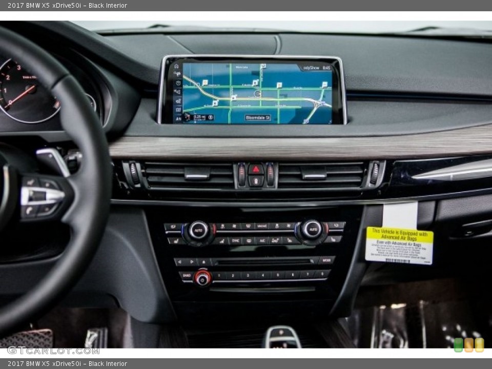 Black Interior Controls for the 2017 BMW X5 xDrive50i #118372212